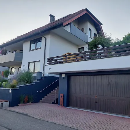 Apartment Familie Aestel